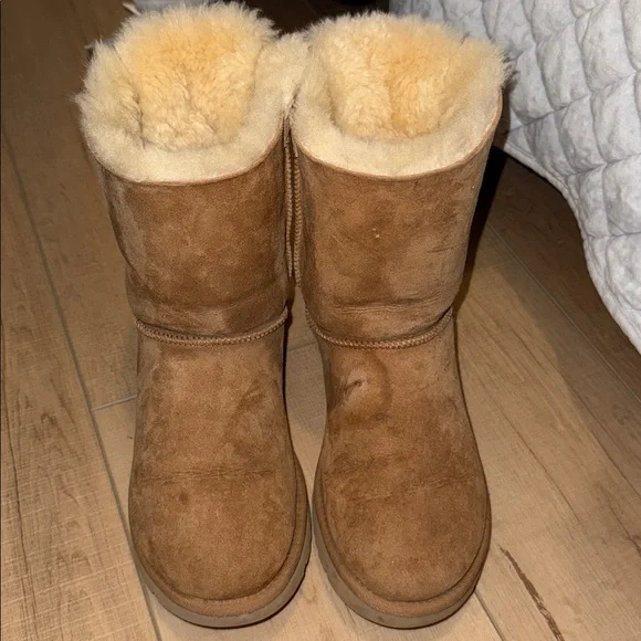 UGG Chestnut Boots with Chocolate Ribbons - Picture 3 of 3